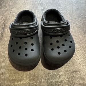 Unisex boy girl Crocs Classic Lined Clogs Kids 9 Black Dual Comfort Slip On